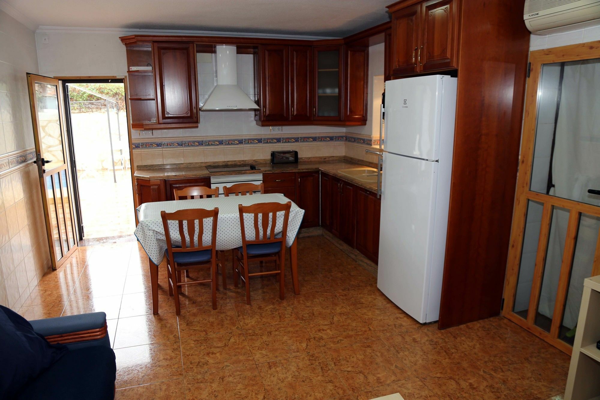 Villa Ana Apartments بينايدورم المظهر الخارجي الصورة